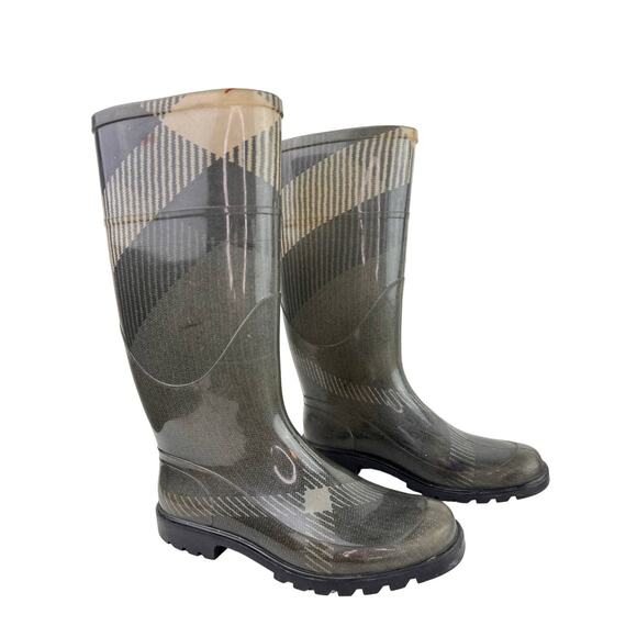 BURBERRY Gray 37 Rain Boots Rubber Big Scale Check Round Toe Knee High Pull On - Picture 1 of 11